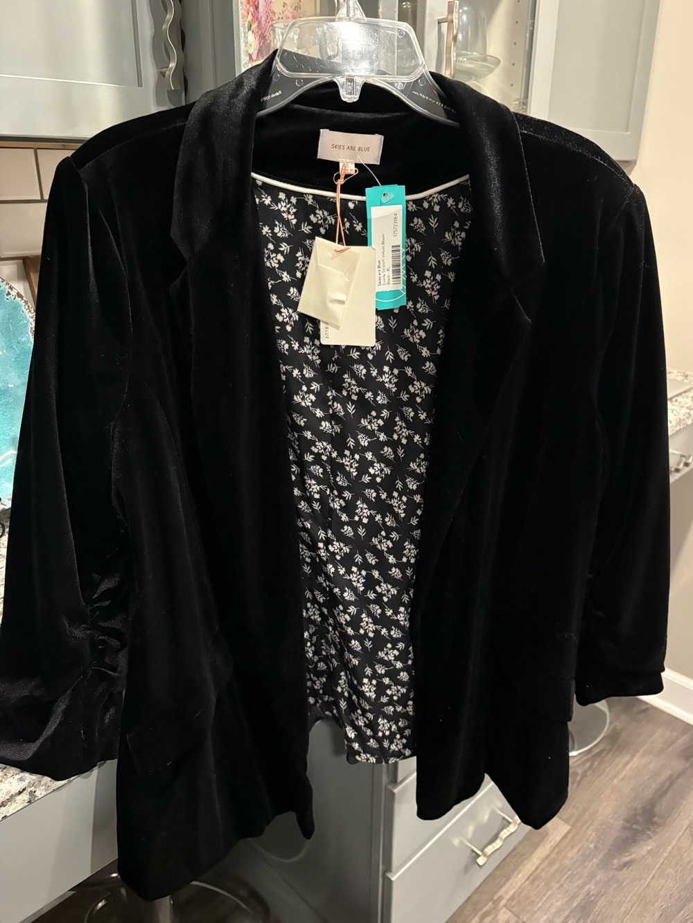 NWT Skies Are Blue Black Velvet Open-Front Jacket